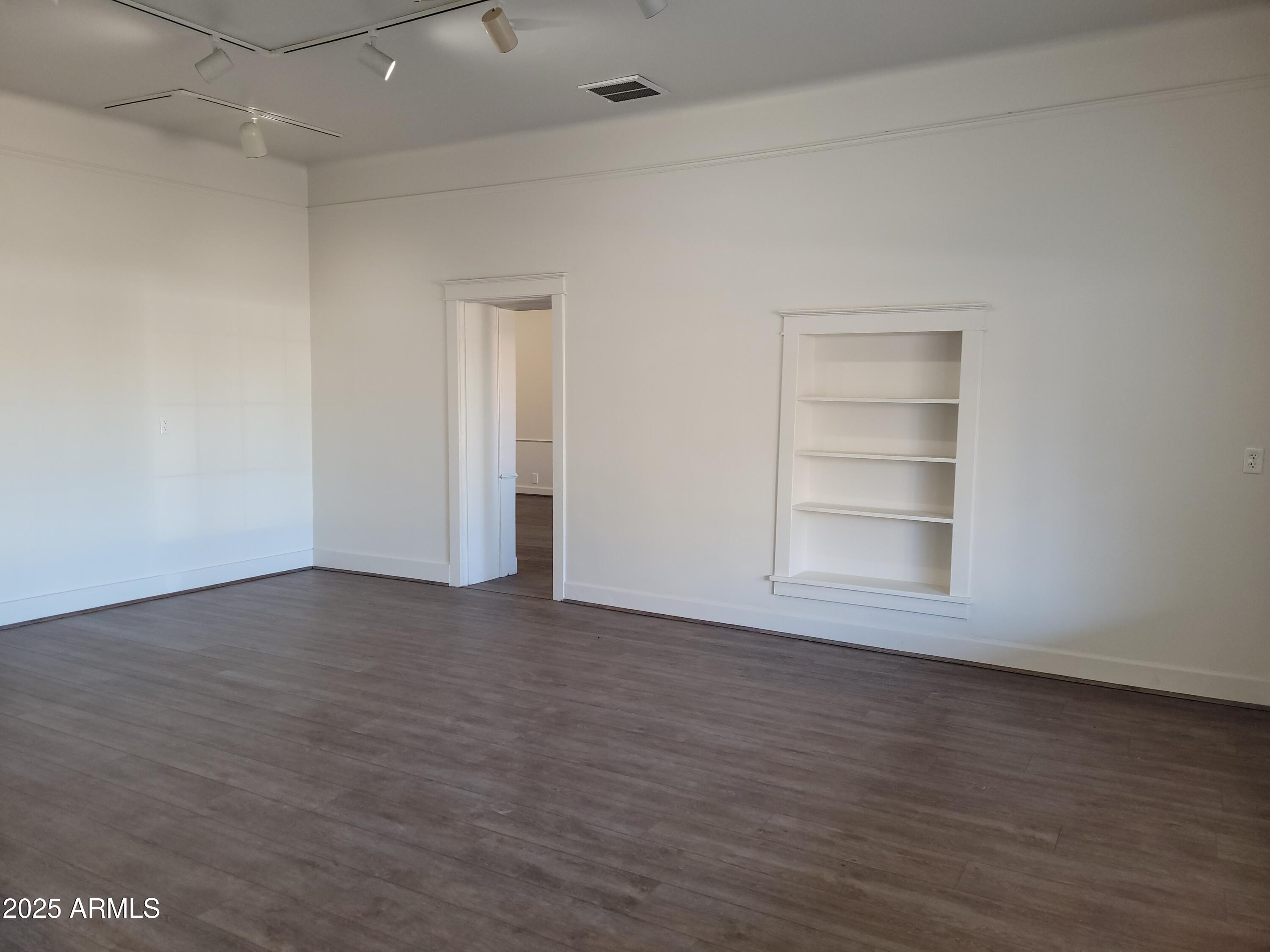 274 E WICKENBURG Way