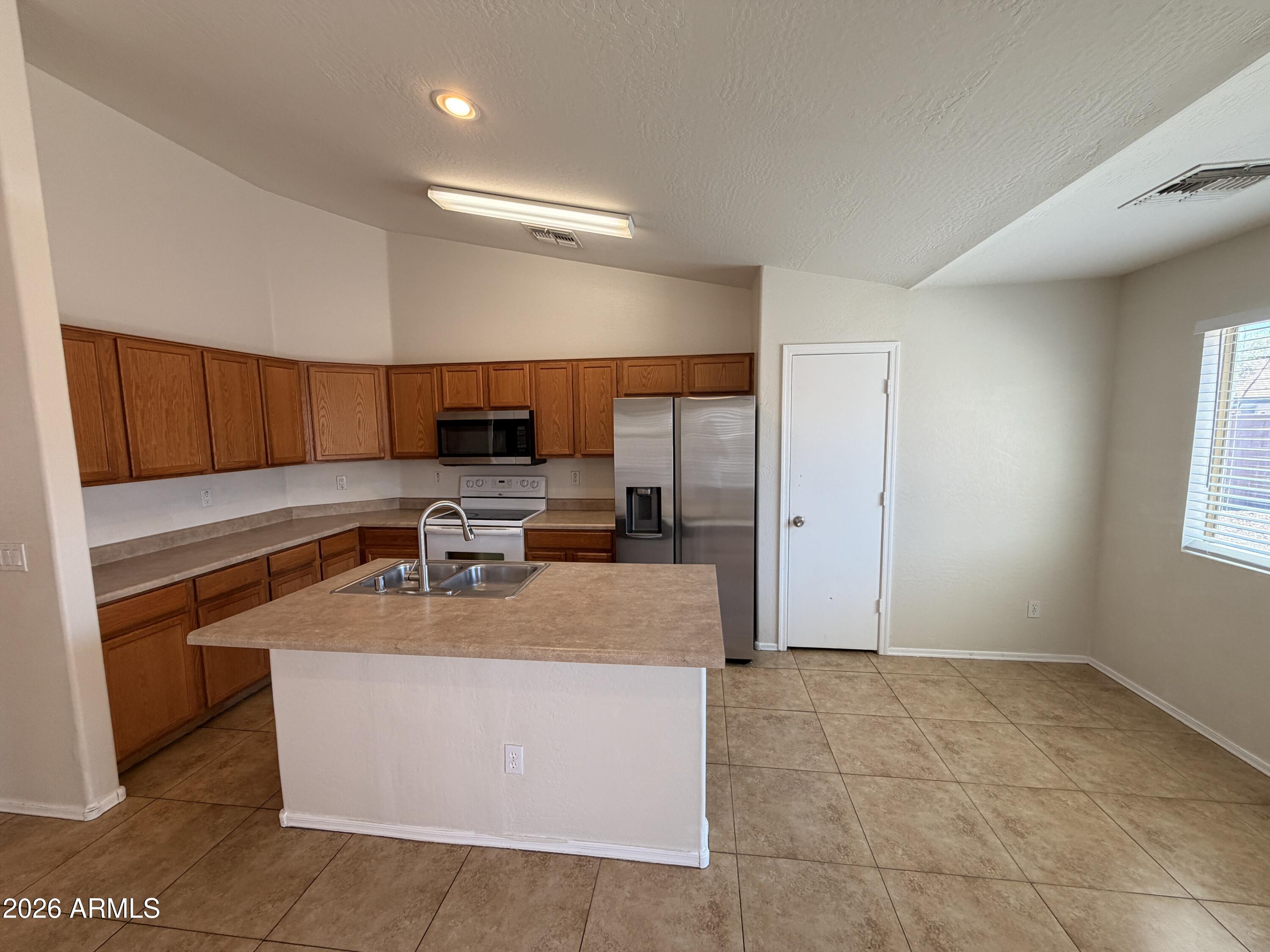 8409 W PAYSON Road