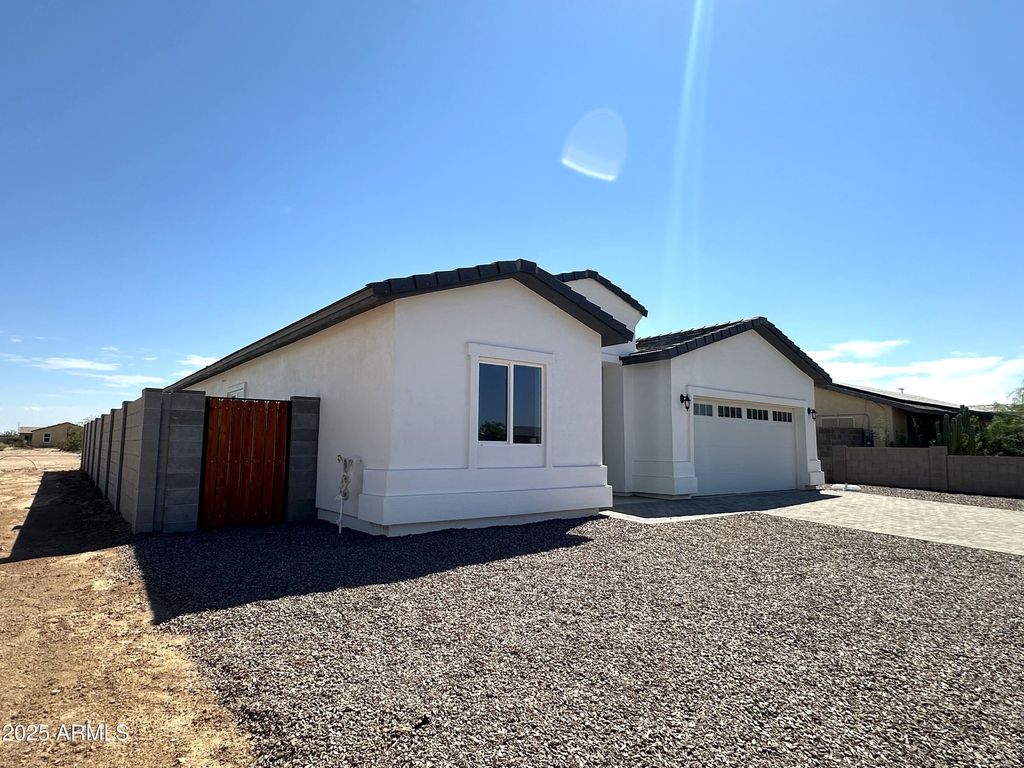 Photo of 10200 W Catalina Drive, Arizona City, AZ 85123 (MLS # 6914413)