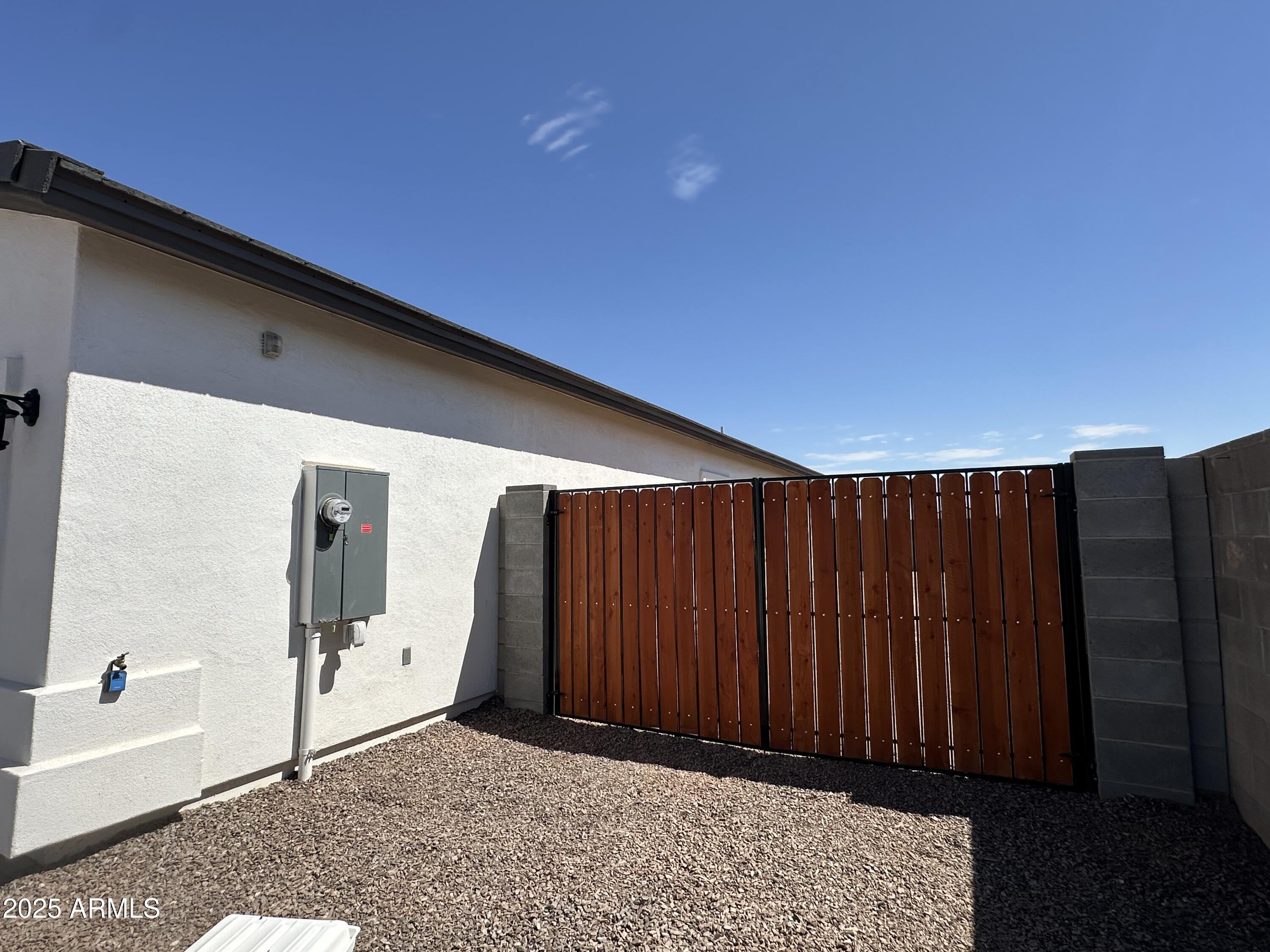 10200 W CATALINA Drive