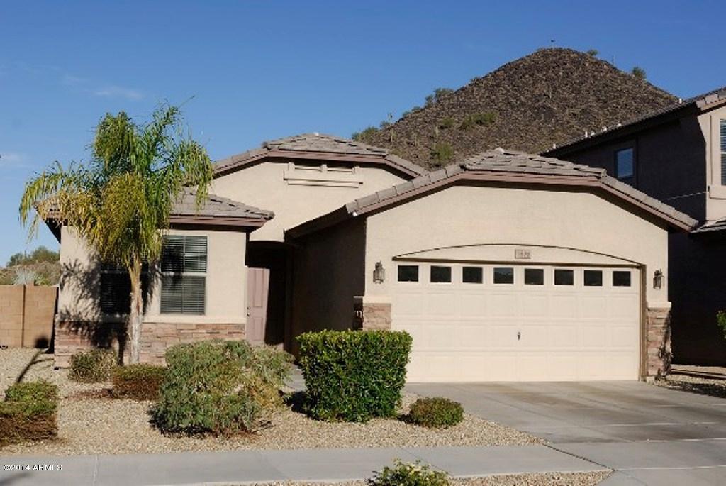 Photo 1 of 14 — 1836 E PARKSIDE Lane, Phoenix, AZ 85024