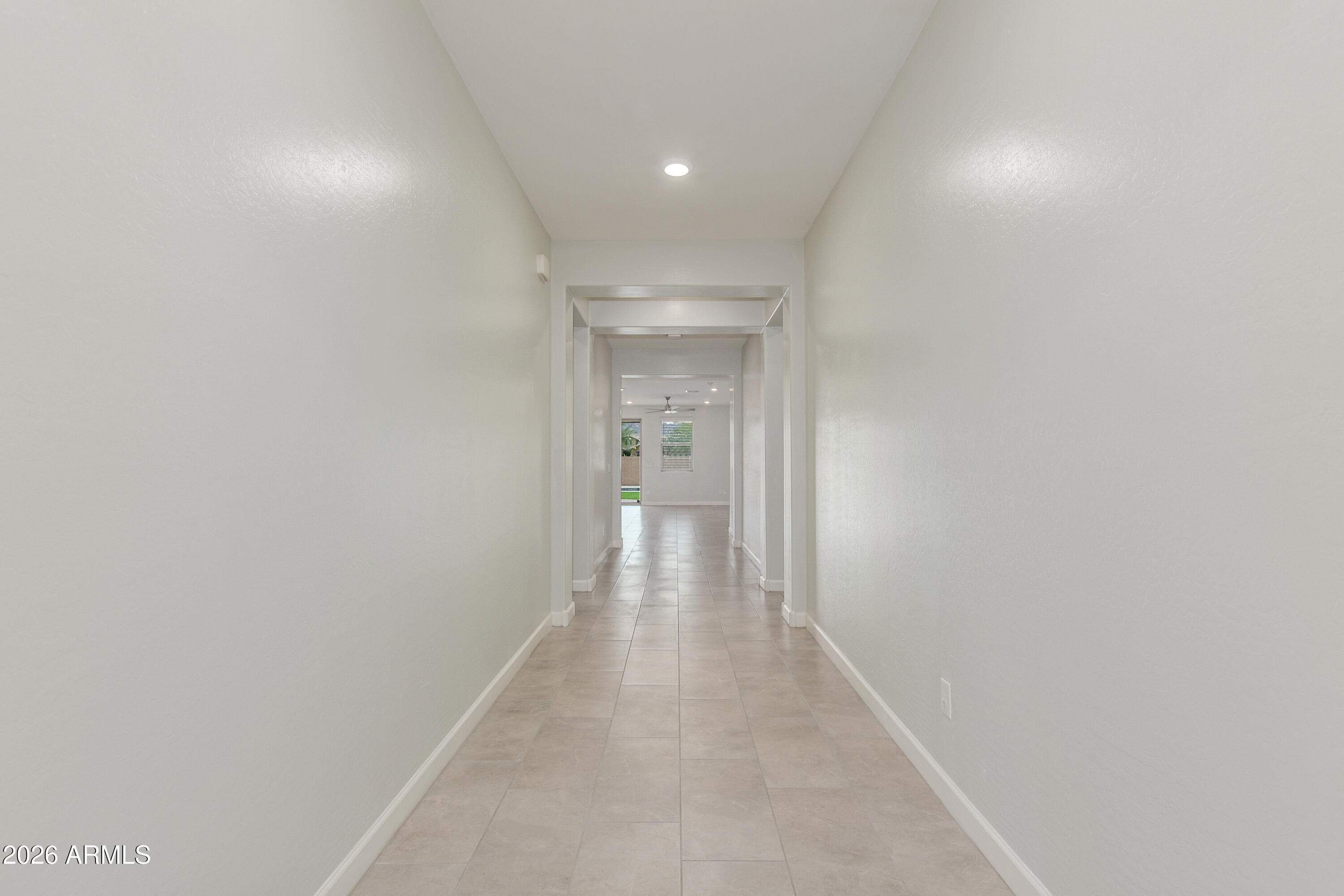 2809 W MINTON Street