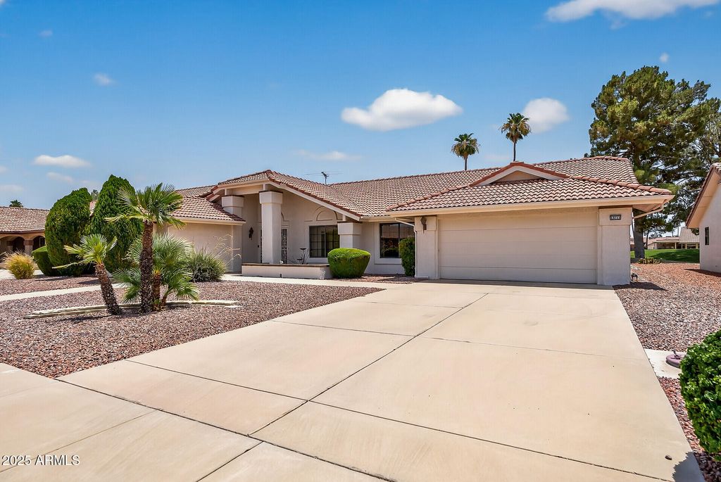 Photo of 13711 W Gable Hill Drive, Sun City West, AZ 85375 (MLS # 6887019)
