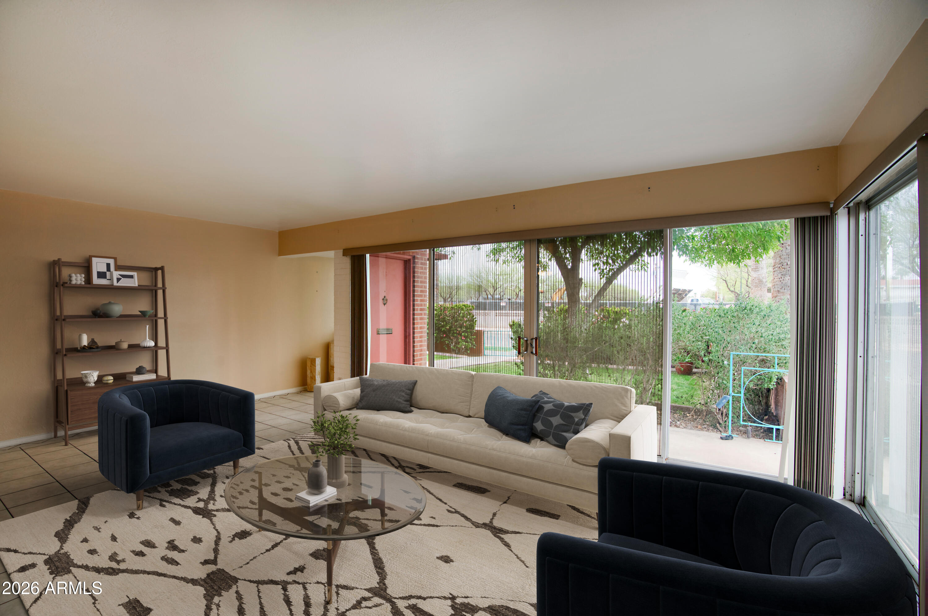 130 E CORONADO Road 16