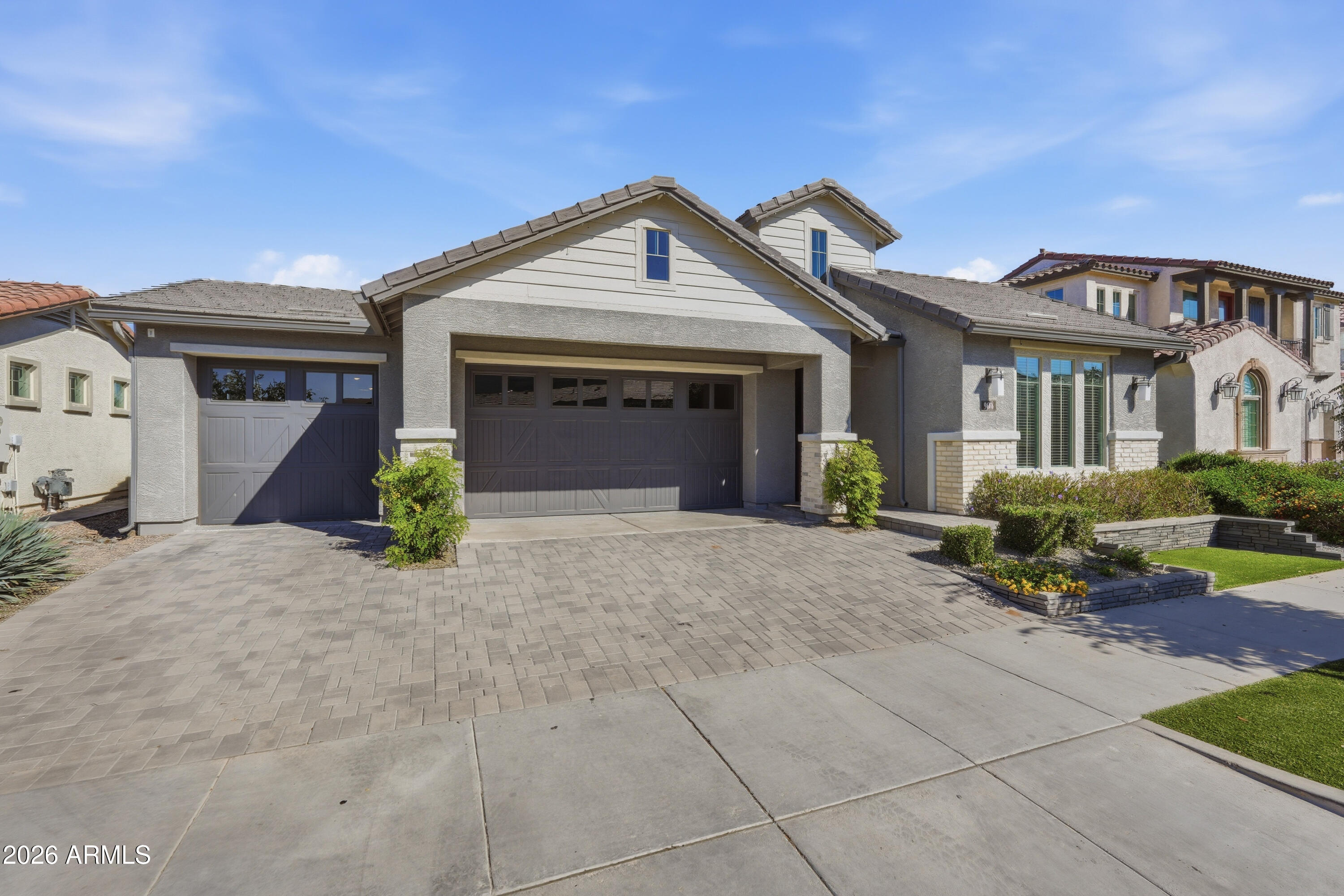 9616 E RAINBOW Avenue