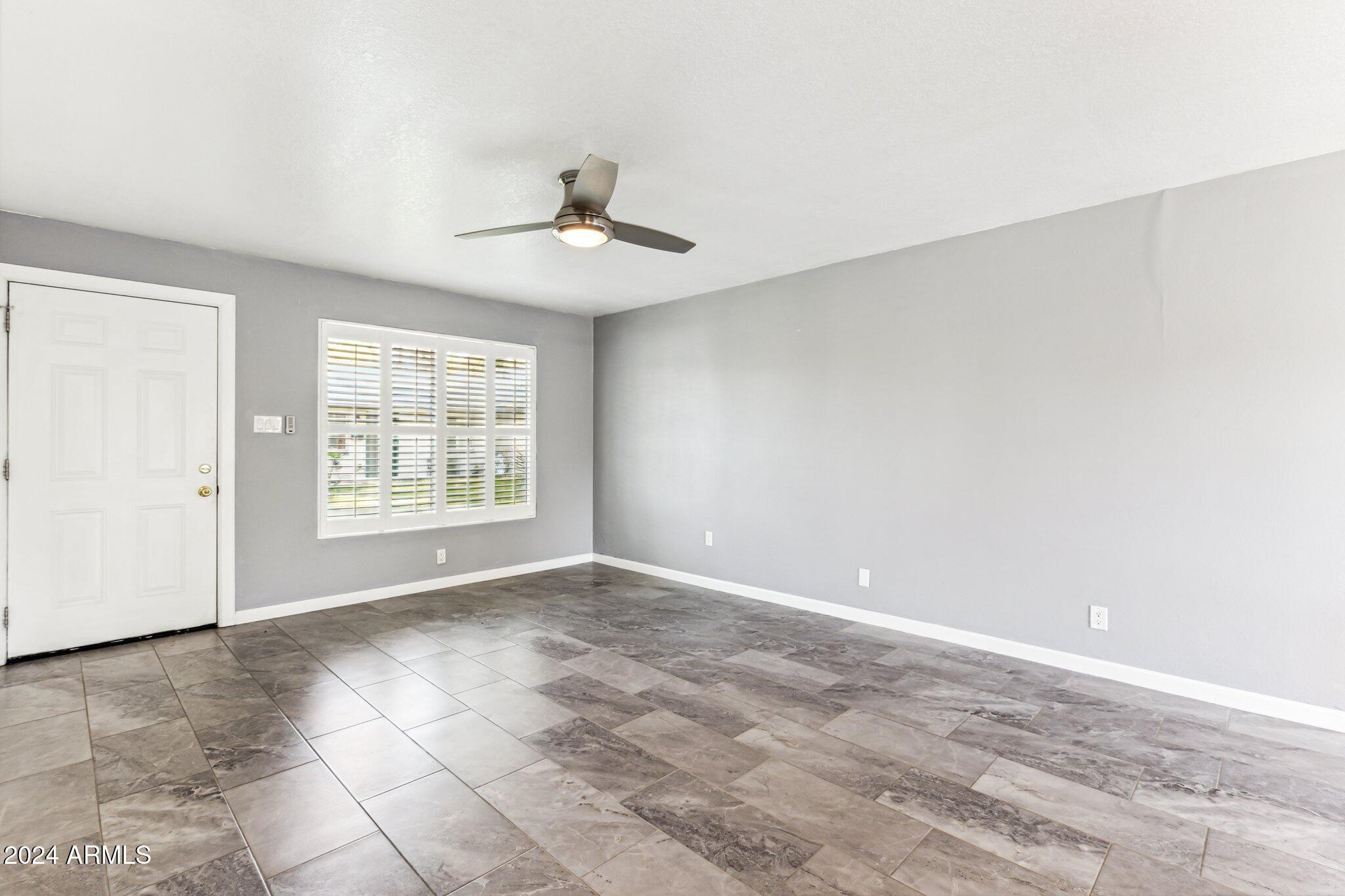 502 E Roanoke Avenue 3