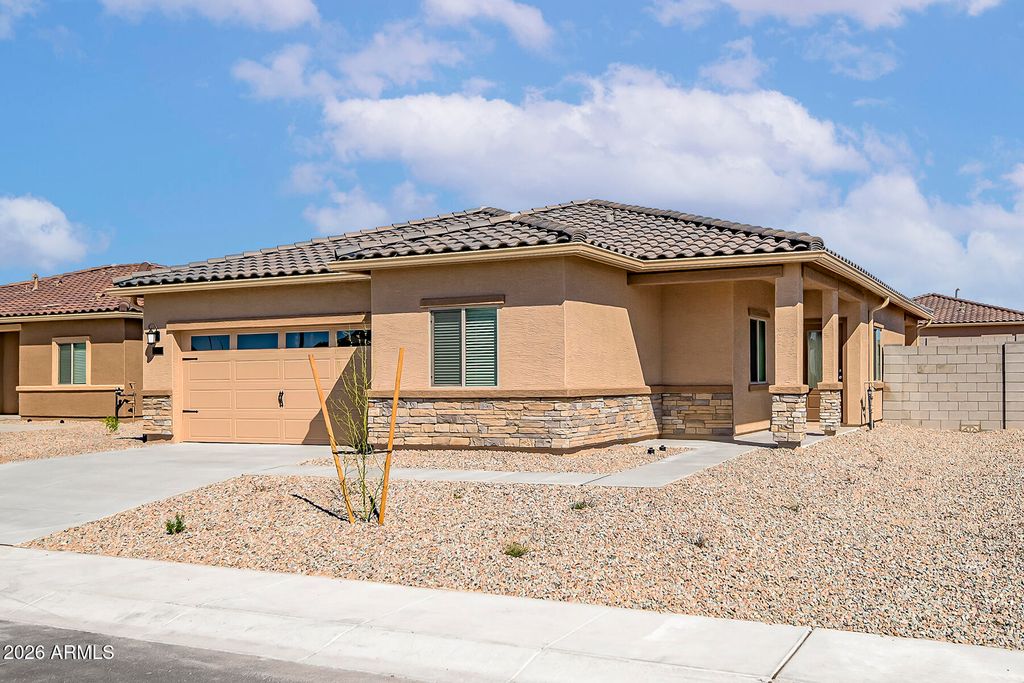 Photo of 633 W Red Hawk Court, Casa Grande, AZ 85122 (MLS # 6998247)