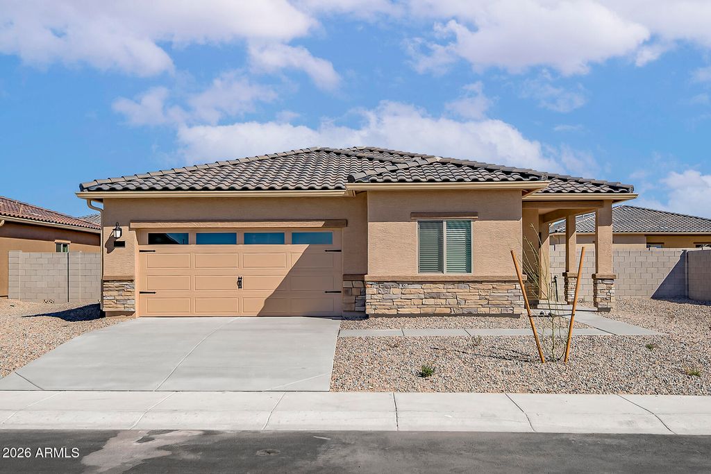 Photo of 633 W Red Hawk Court, Casa Grande, AZ 85122 (MLS # 6998247)