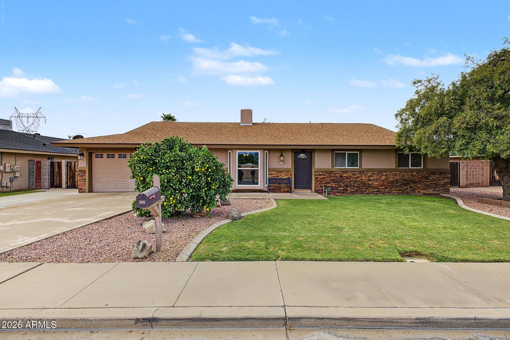 Photo of 632 N Ashbrook, Mesa, AZ 85213 (MLS # 7094086)