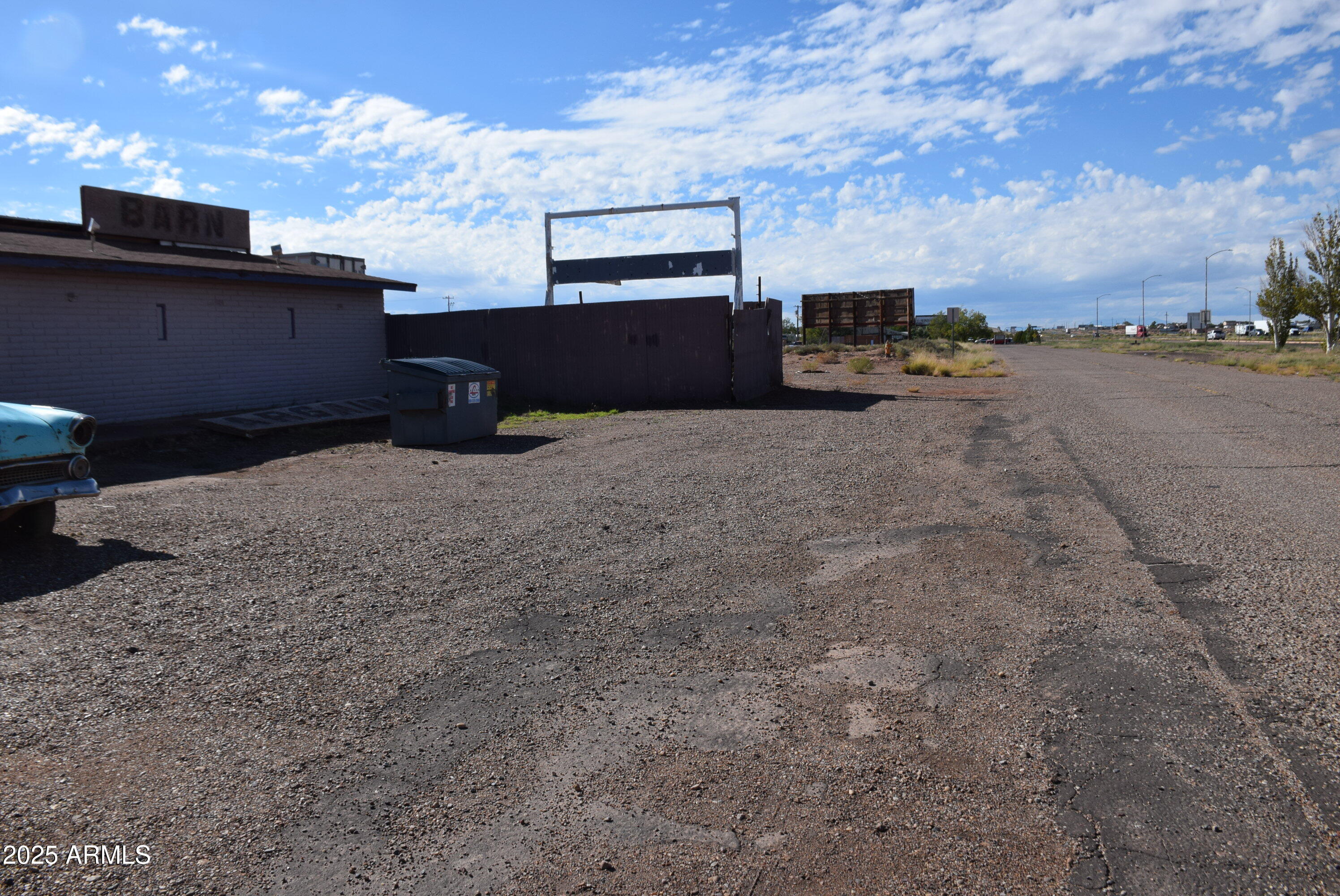 2700 W THIRD Street 19