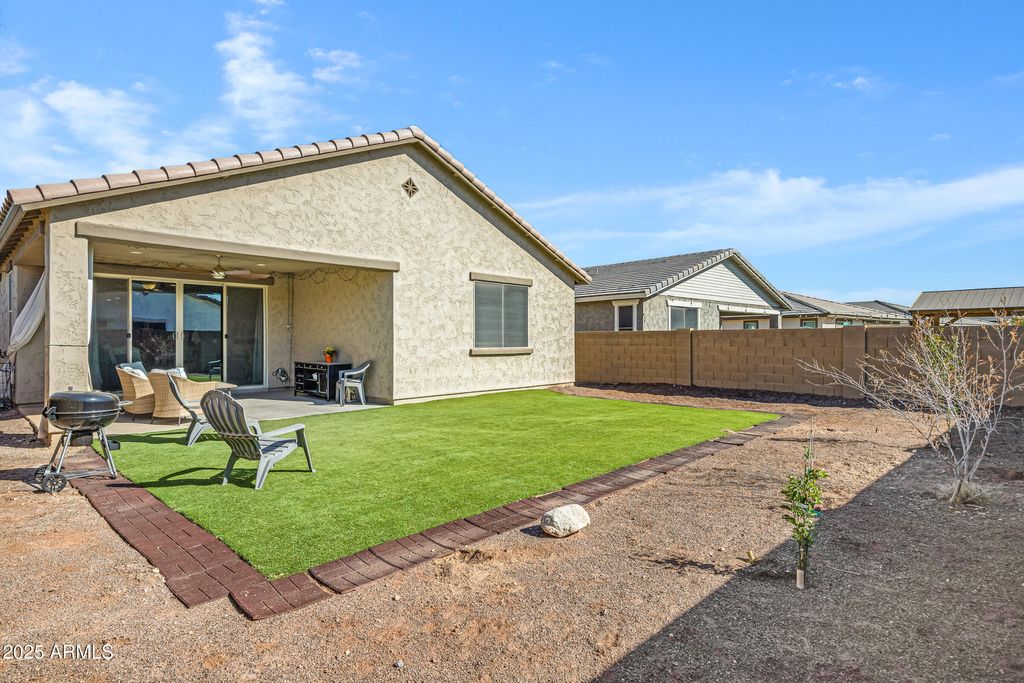 Photo of 19673 W Montecito Avenue, Litchfield Park, AZ 85340 (MLS # 6944702)