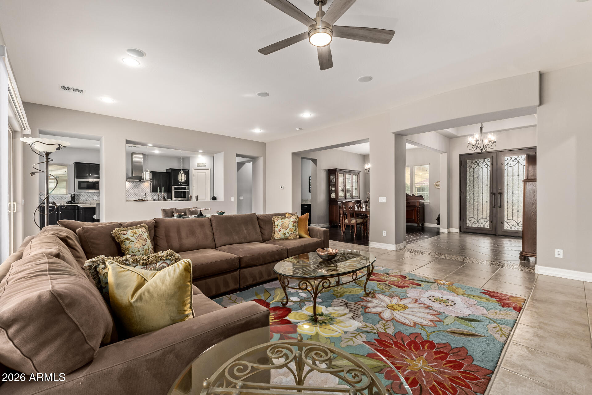 2924 E ATHENA Avenue