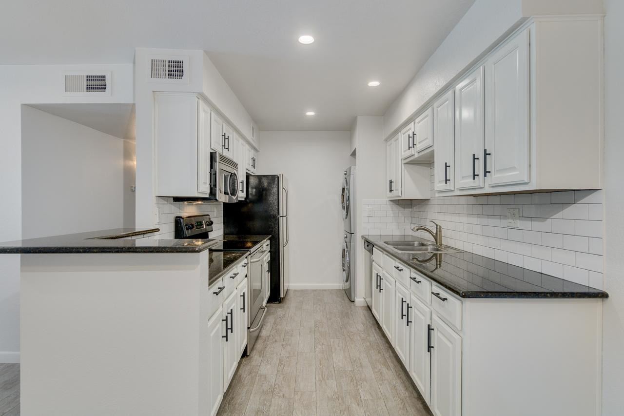 5995 N 78th Street Unit 1104