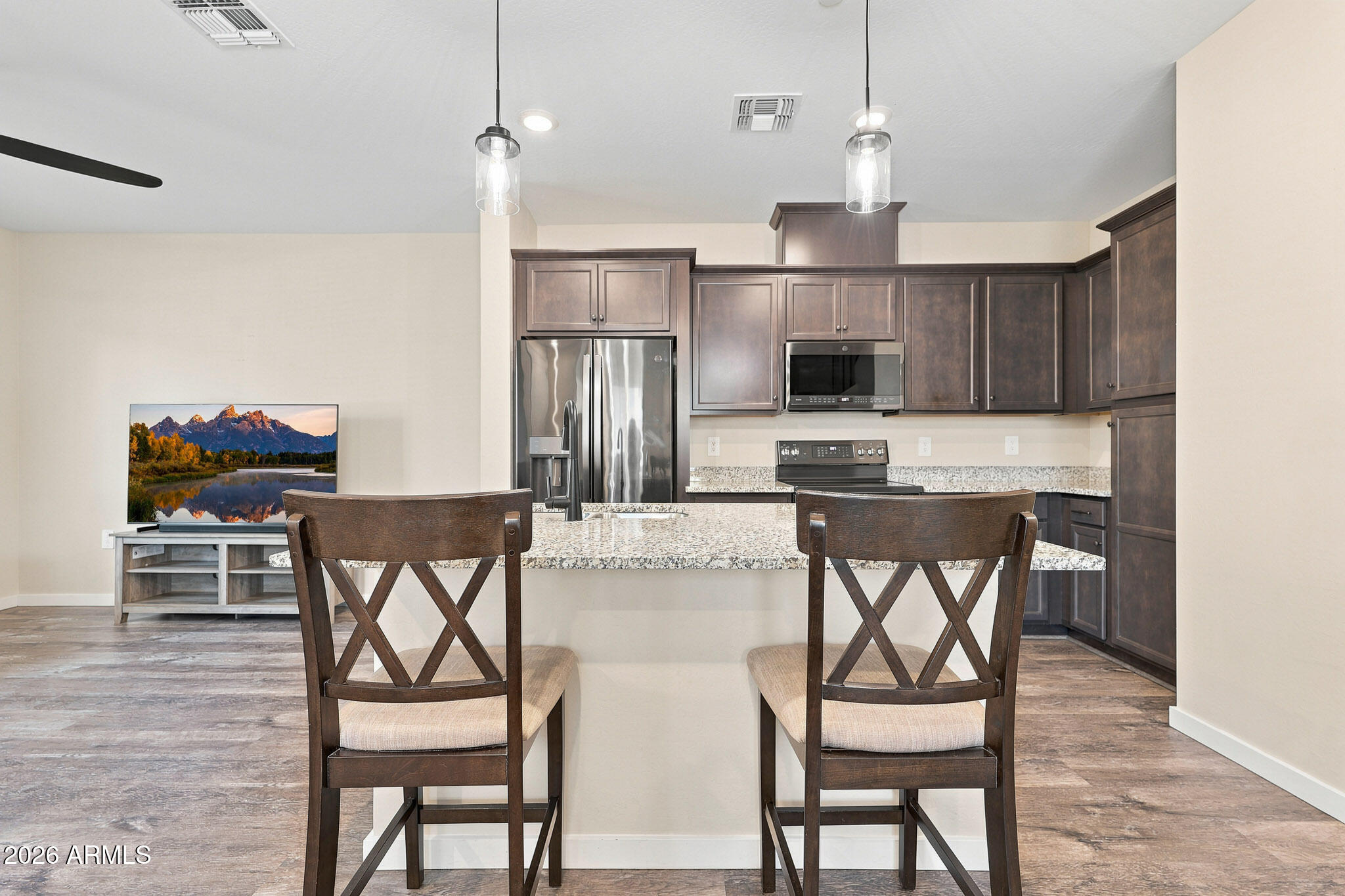 779 E DORAL Avenue 101