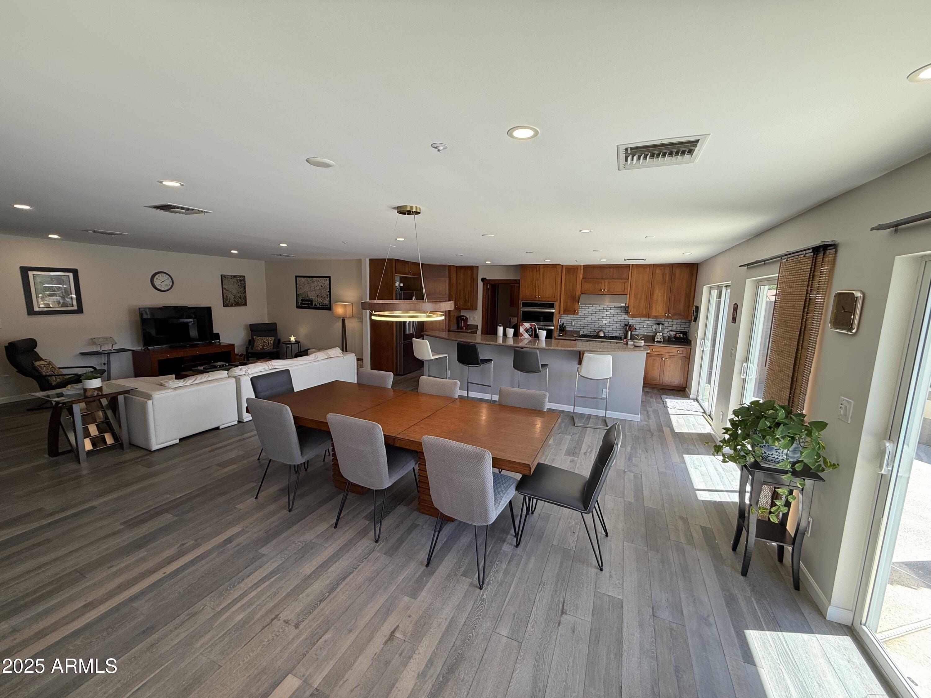 8361 E VIA DE ENCANTO --