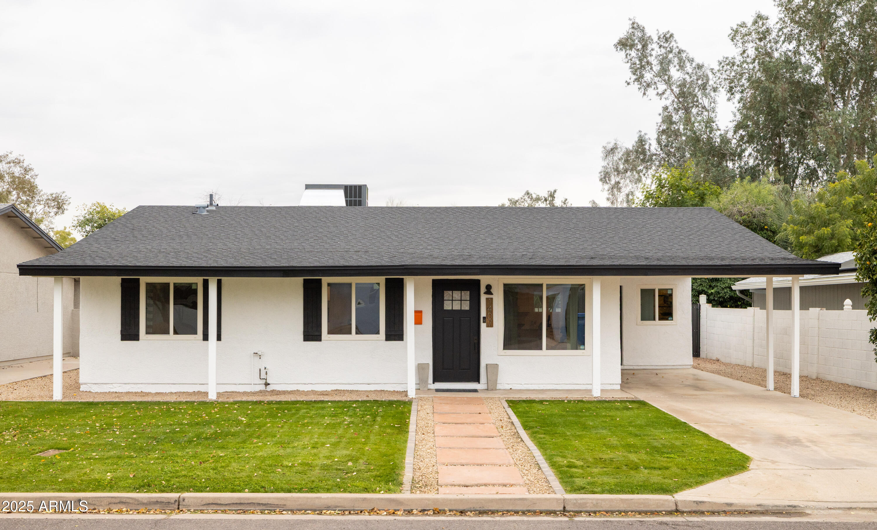 1407 E Windsor Avenue