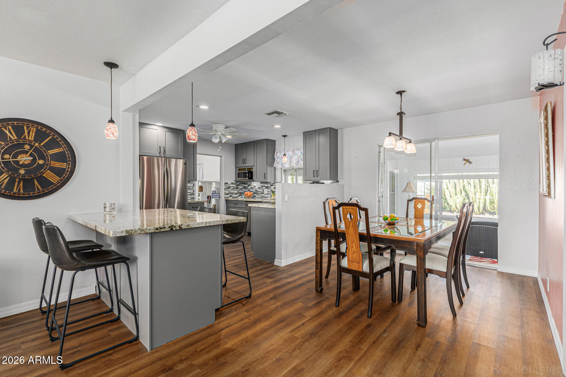 5644 E DUNCAN Street