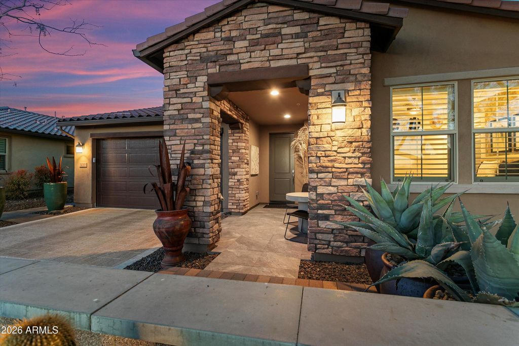Photo of 30355 N 131 Drive, Peoria, AZ 85383 (MLS # 6984927)
