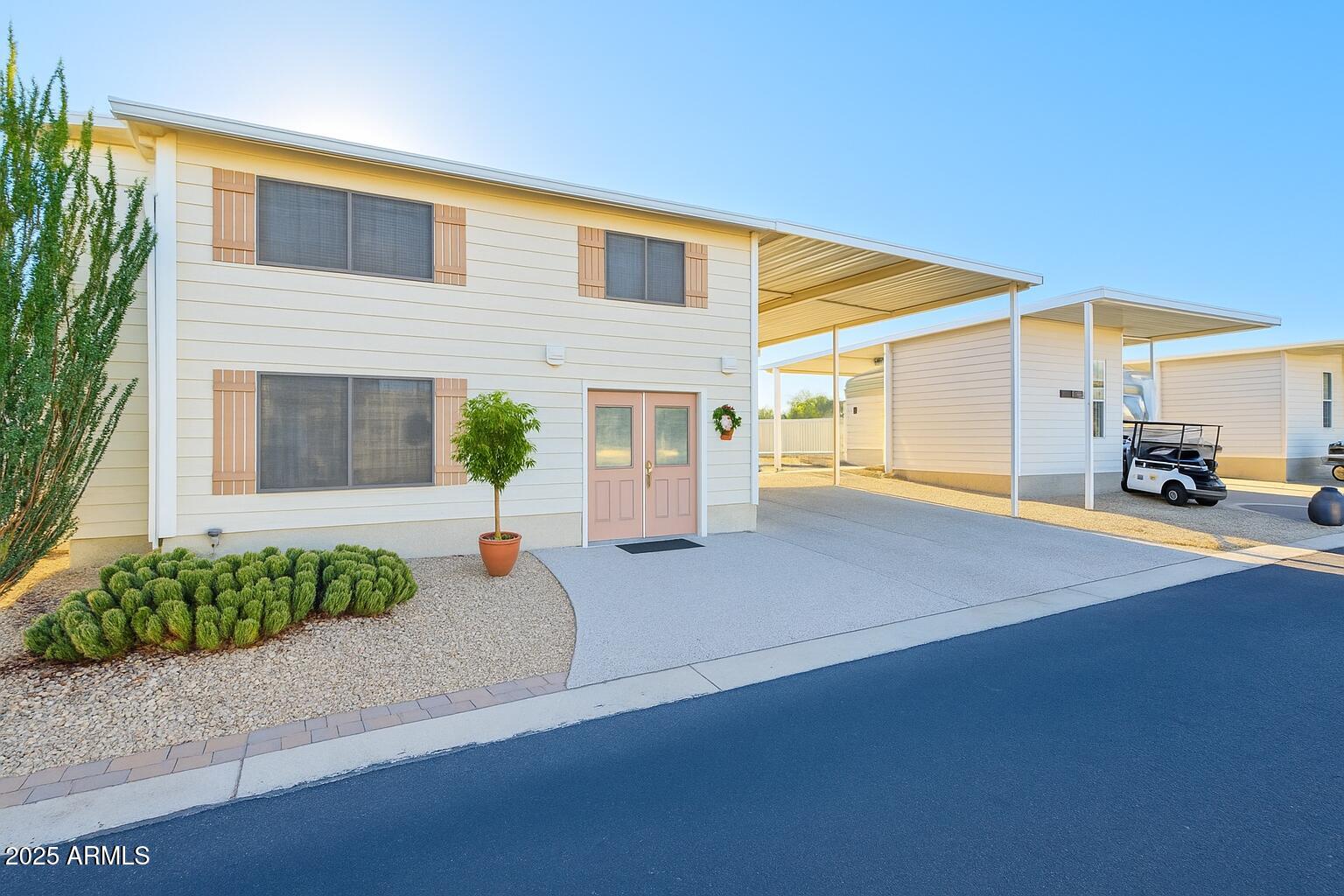 17200 W BELL Road 1041