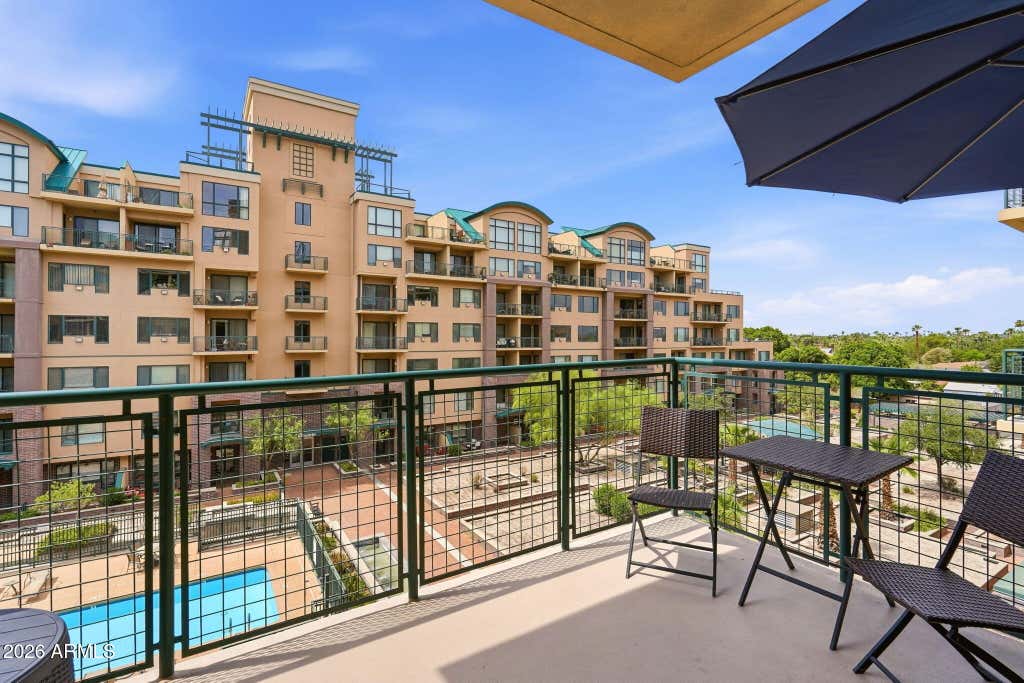 Photo of 17 W Vernon Avenue #409, Phoenix, AZ 85003 (MLS # 7060262)