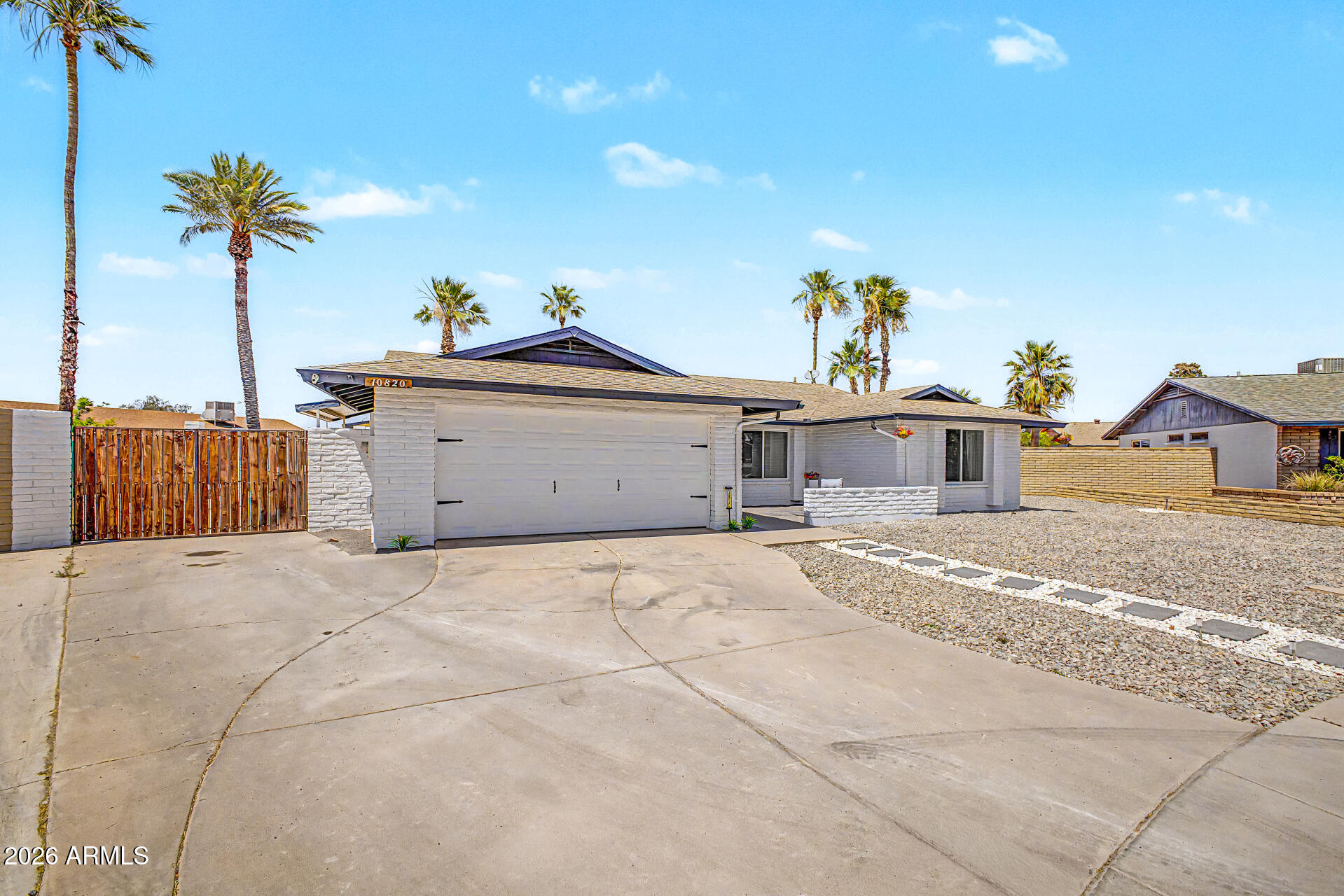 10820 N 52ND Drive