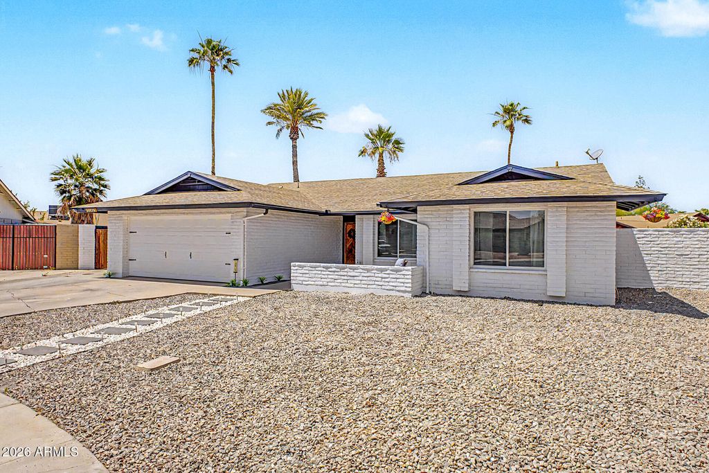 Photo of 10820 N 52nd Drive, Glendale, AZ 85304 (MLS # 7020644)