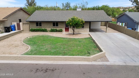 Photo of 13829 N 10th Place, Phoenix, AZ 85022 (MLS # 7040703)