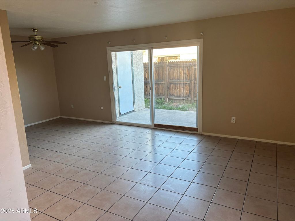 Photo of 5919 W Golden Lane, Glendale, AZ 85302 (MLS # 6955221)