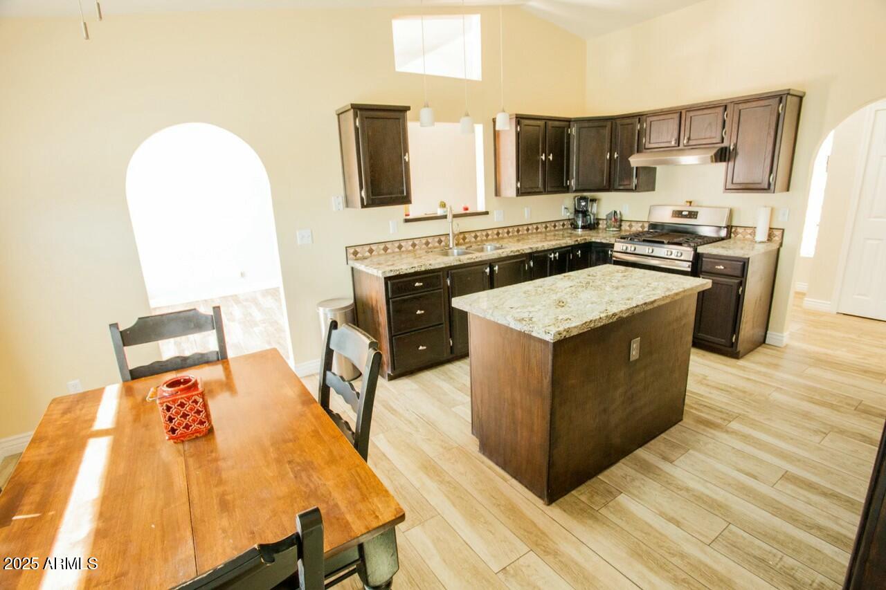 4845 S Whitewing Road