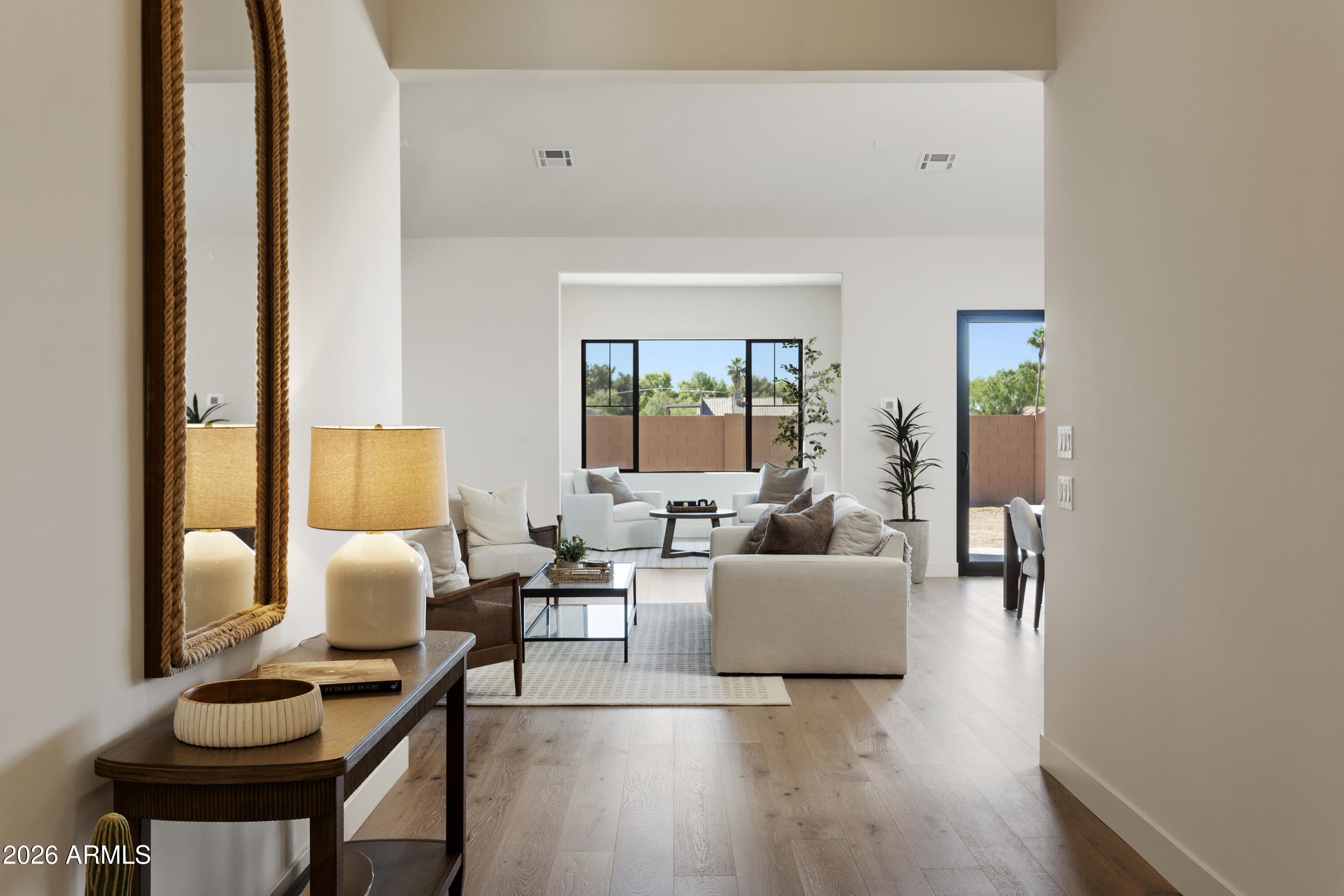 1573 E CHERRYWOOD Place