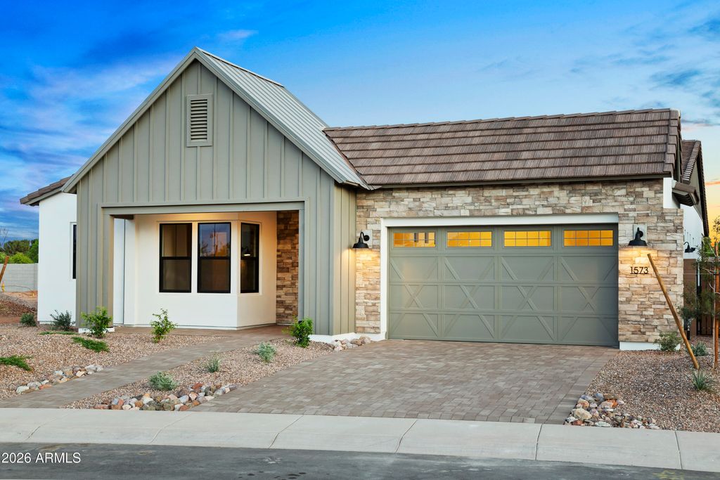 Photo of 1573 E Cherrywood Place, Chandler, AZ 85249 (MLS # 7015960)