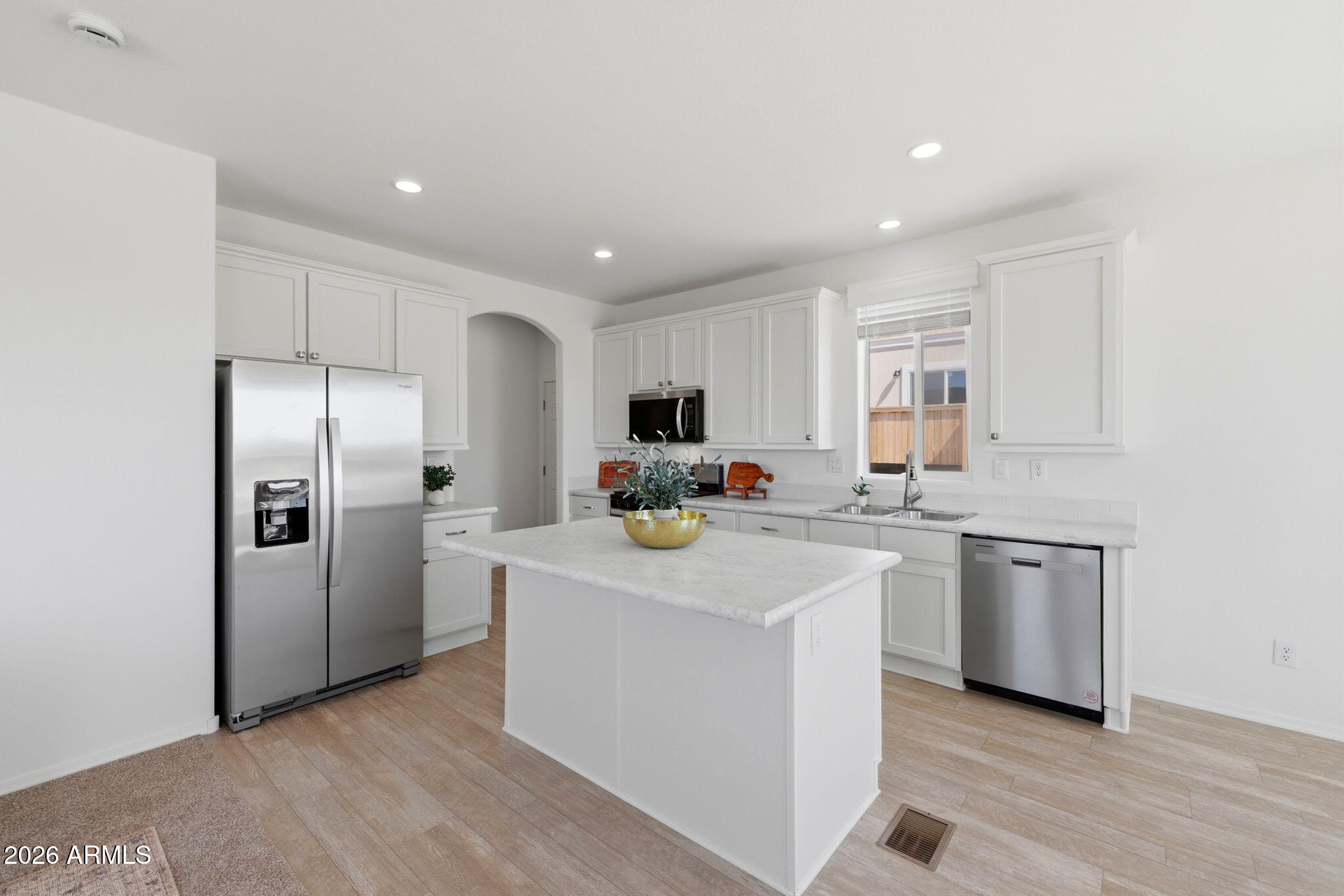 350 E PETERSON Road