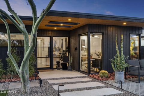 Photo of 8124 E Granada Road, Scottsdale, AZ 85257 (MLS # 7027675)