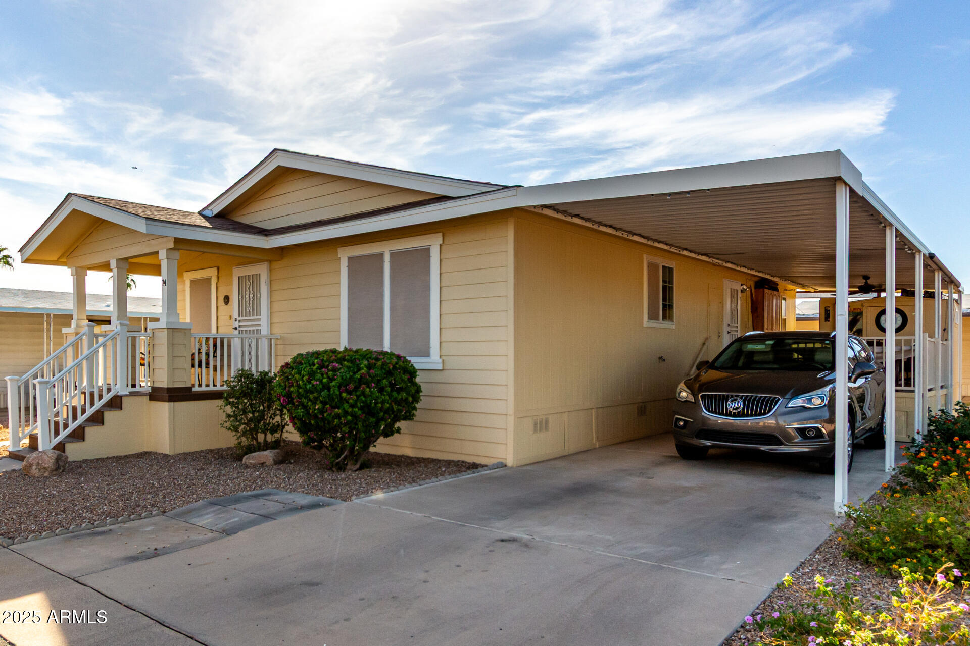 9333 E UNIVERSITY Drive 74