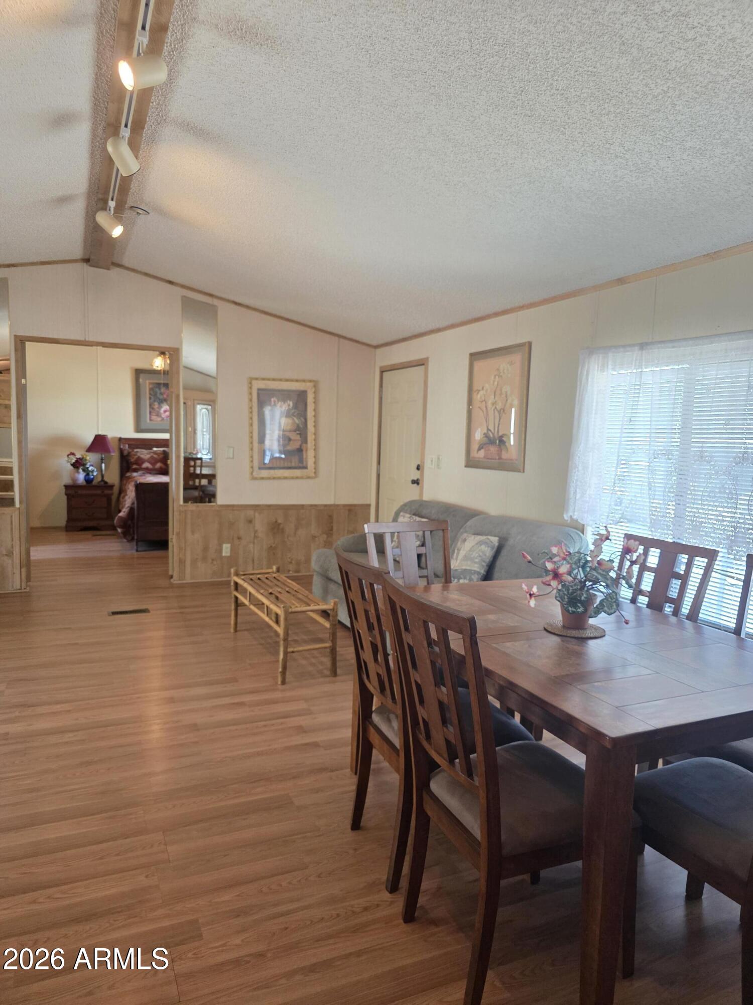 BOULDER RIDGE - Residential
