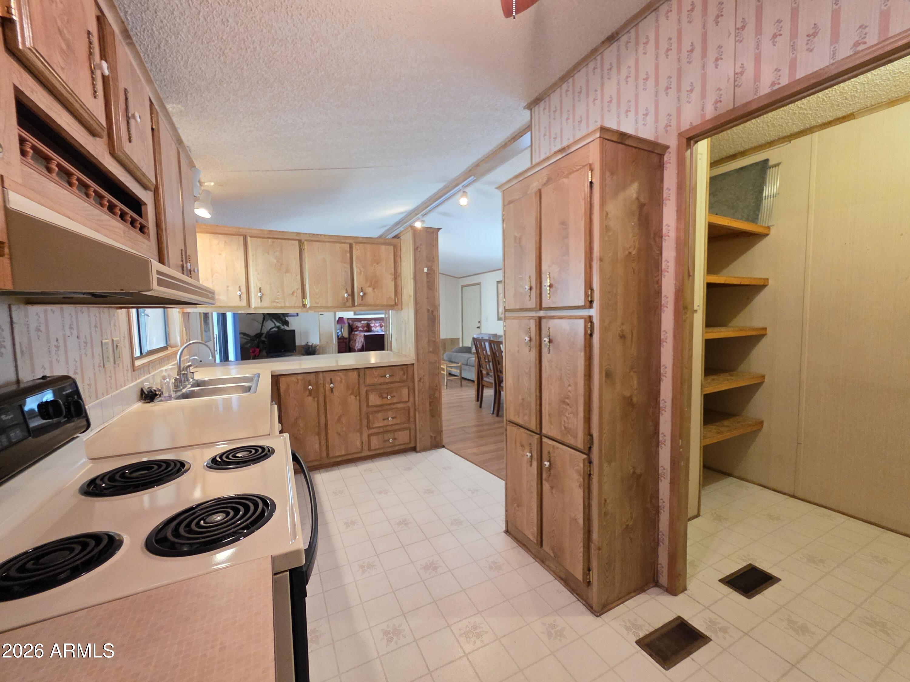 BOULDER RIDGE - Residential