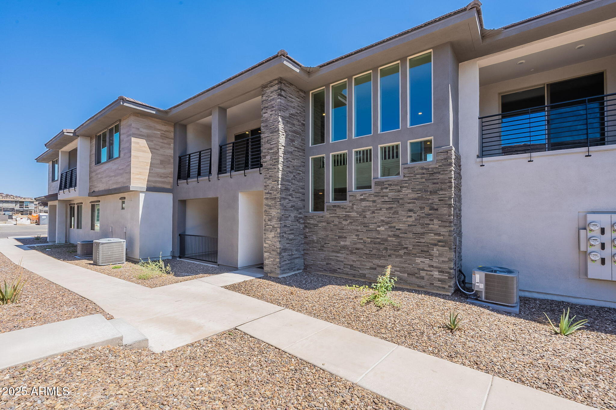 2121 W Sonoran Desert Drive 45