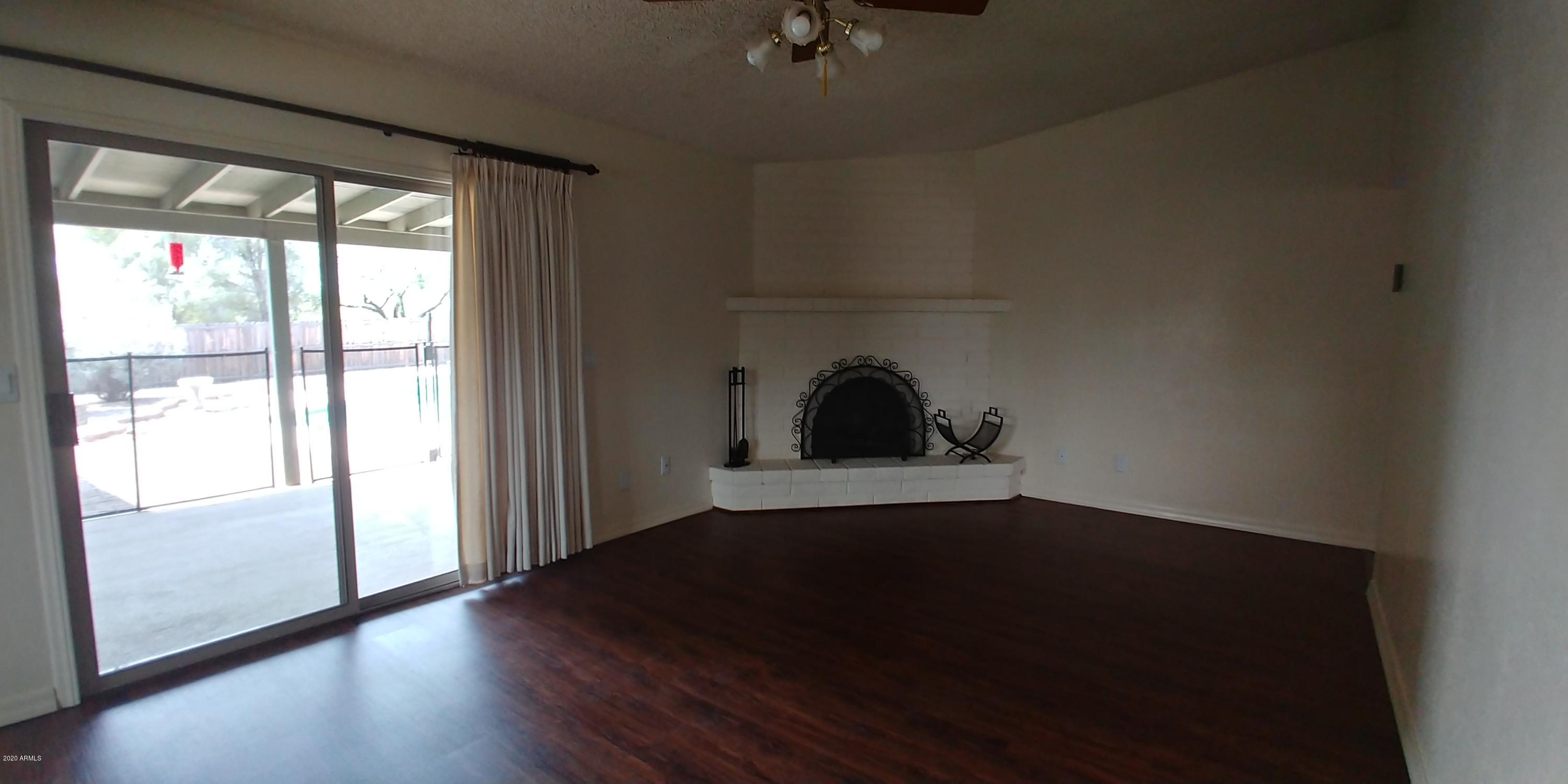 TOWN & COUNTRY ESTATES UNIT 11 - Residential