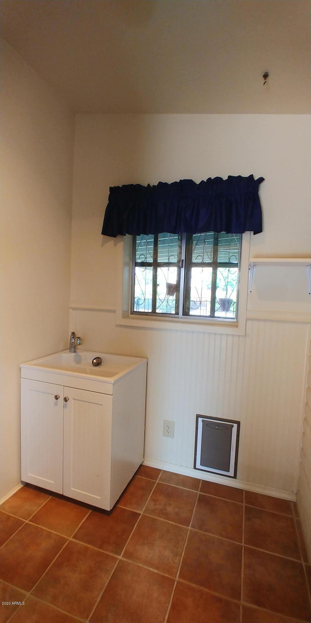 TOWN & COUNTRY ESTATES UNIT 11 - Residential