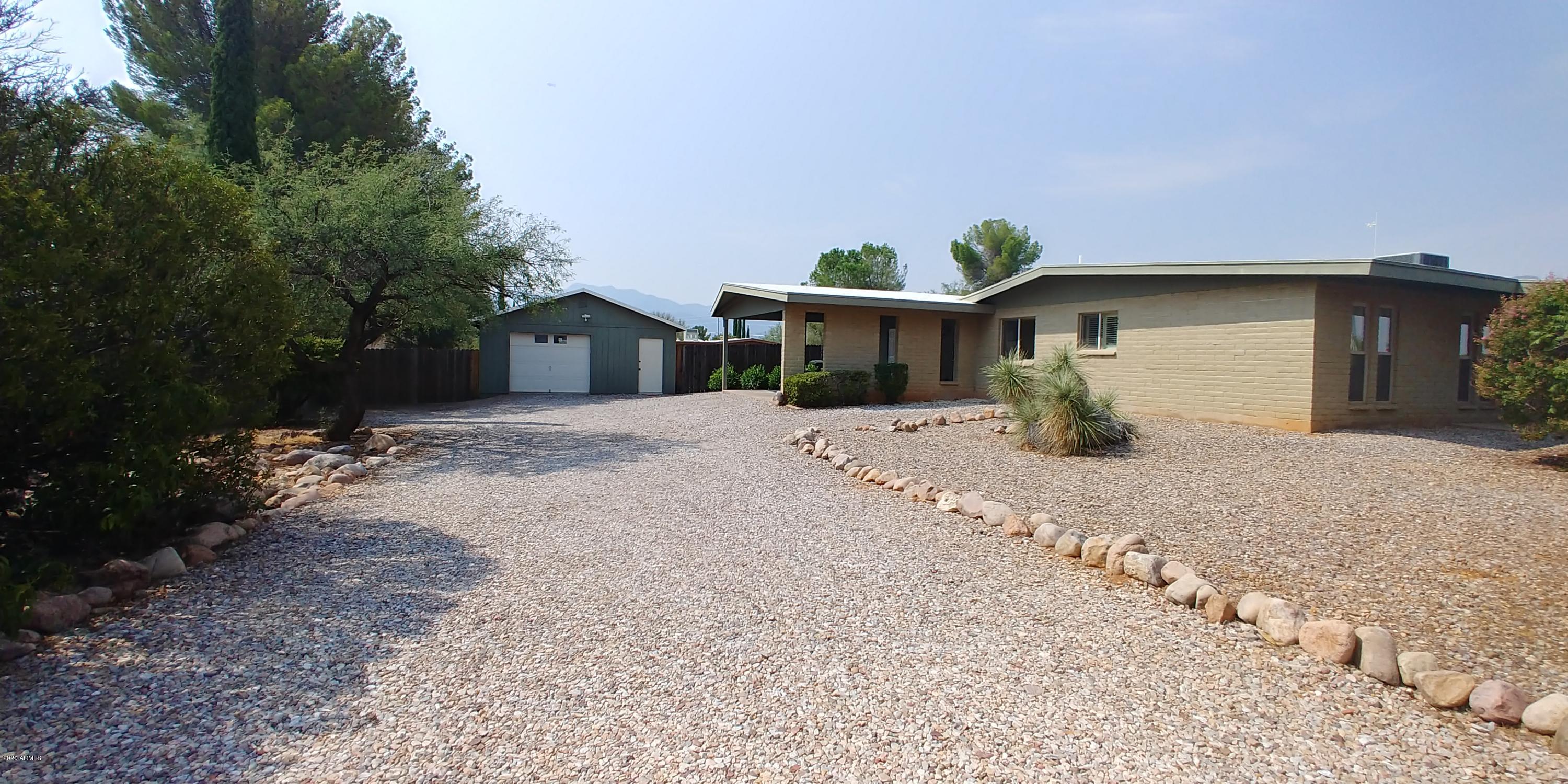 TOWN & COUNTRY ESTATES UNIT 11 - Residential
