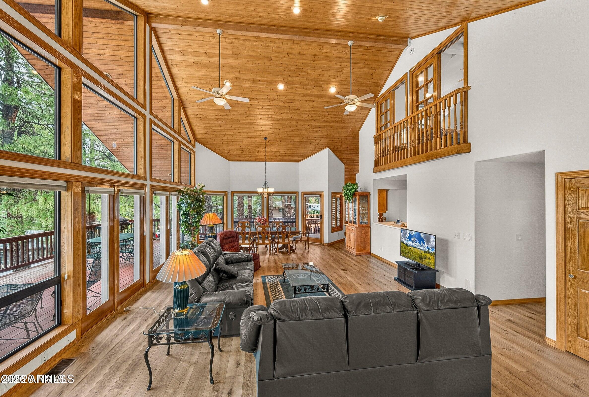 3237 Toho Trail