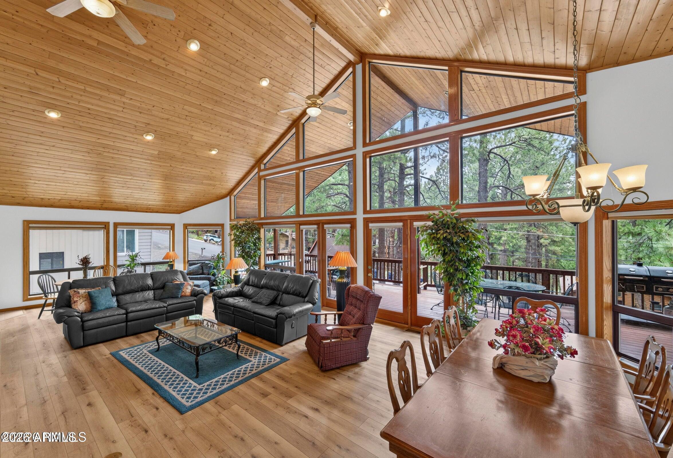 3237 Toho Trail