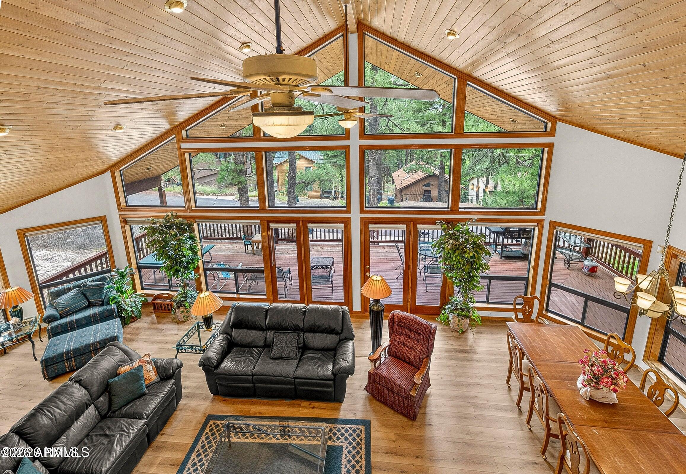3237 Toho Trail