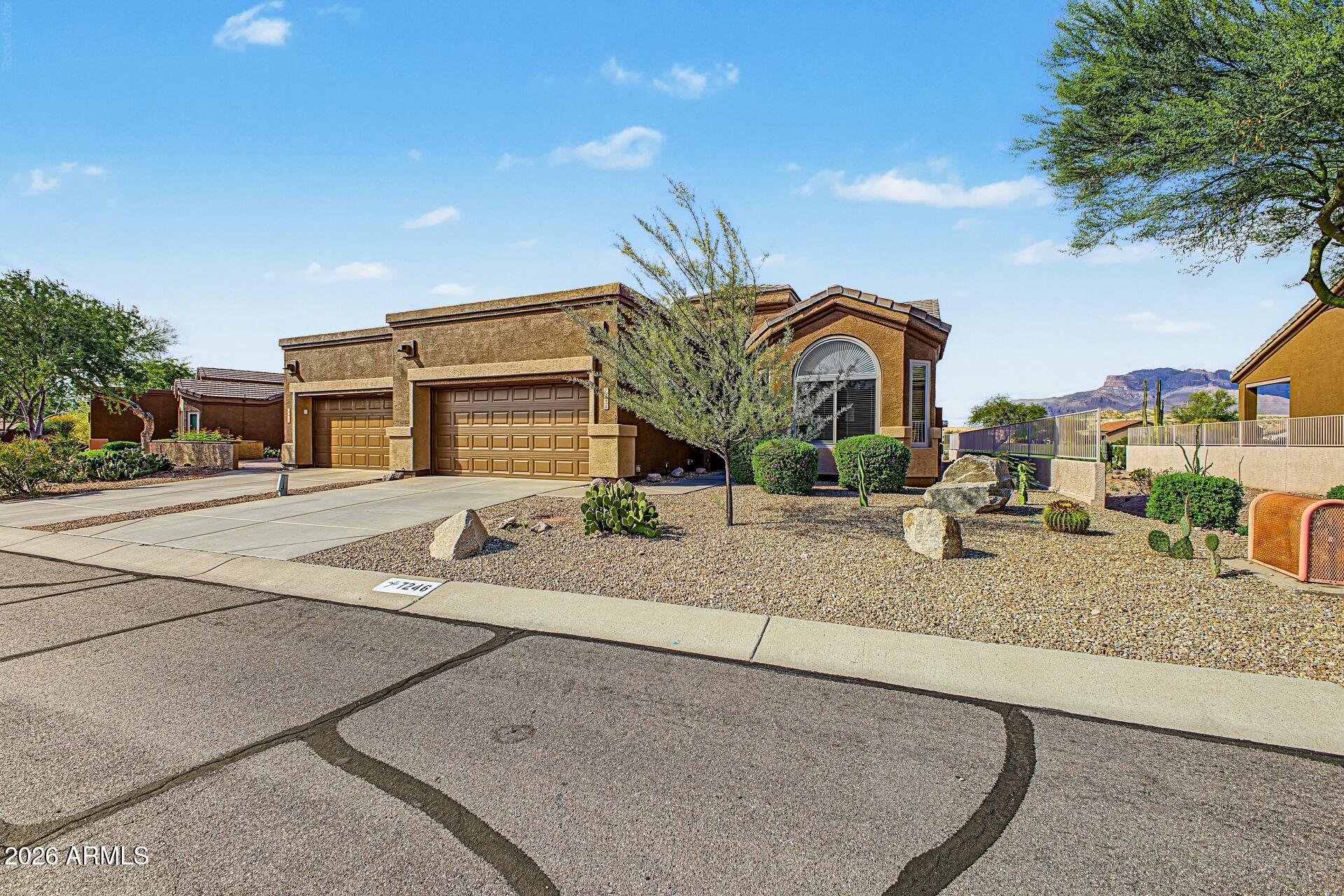 7246 E CANYON WREN Drive