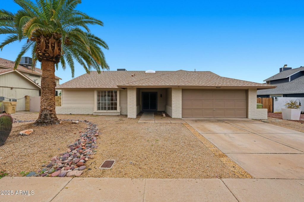 Photo of 6537 W Sierra Street, Glendale, AZ 85304 (MLS # 6950322)