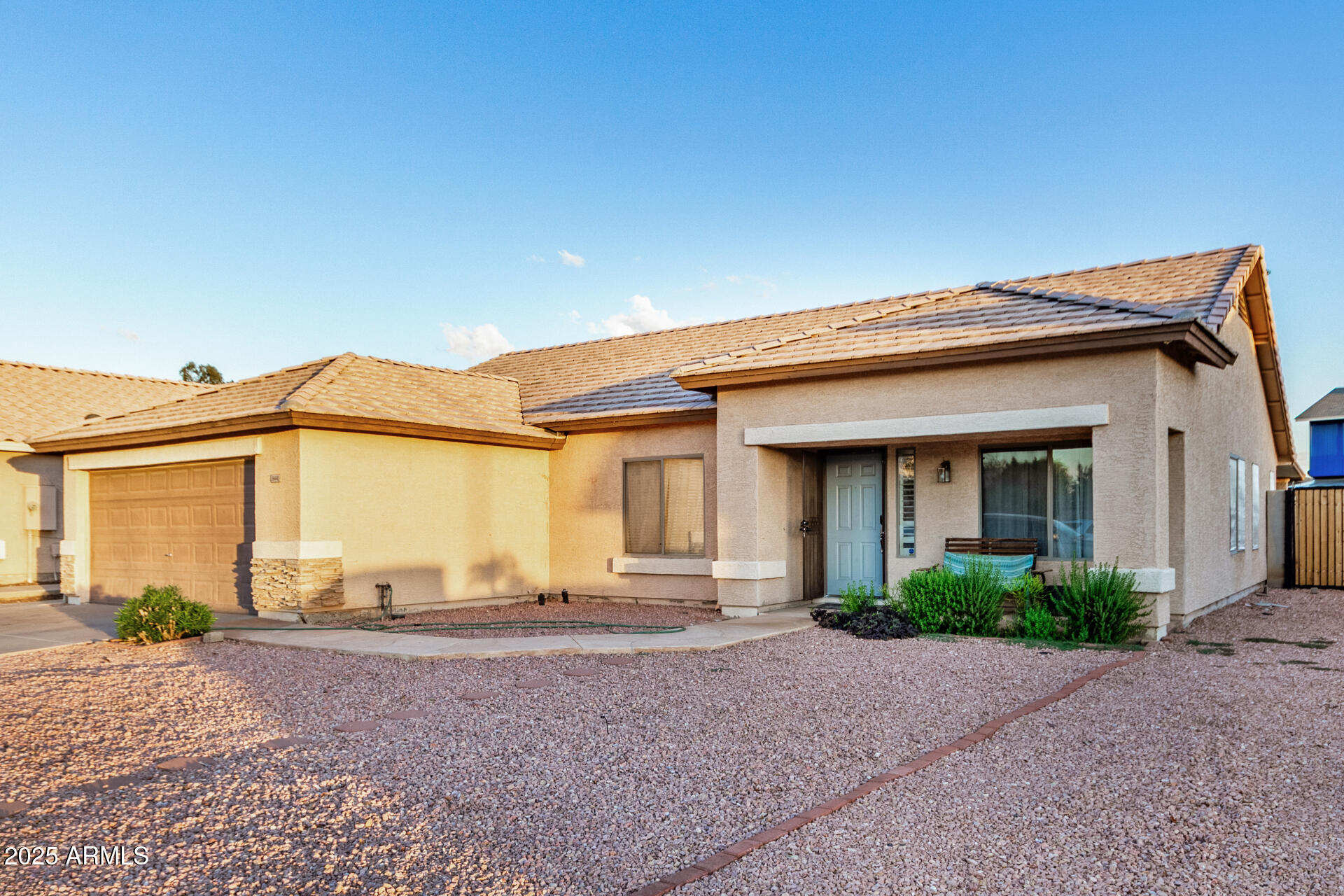 8441 W MINNEZONA Avenue