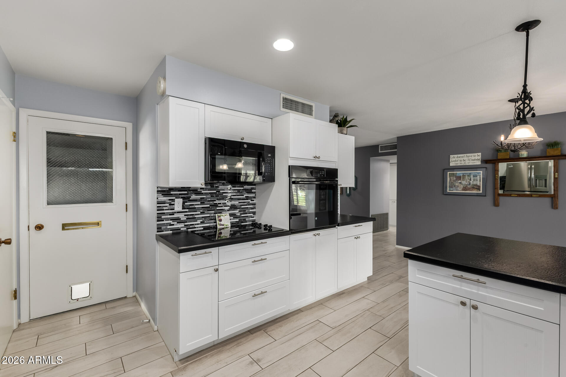 10502 W ROUNDELAY Circle