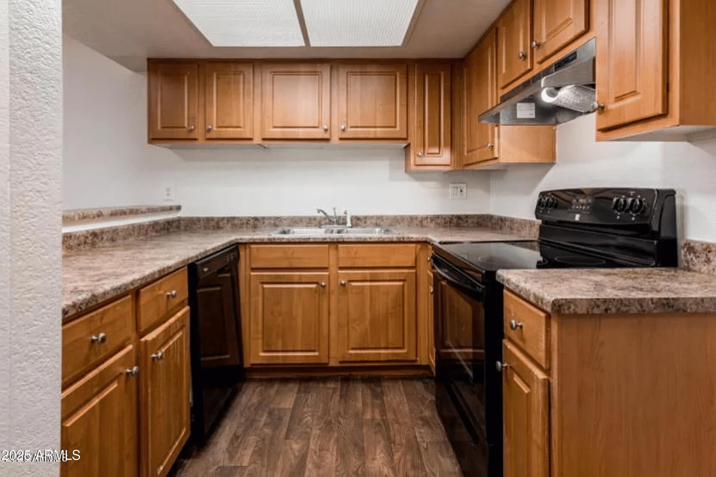 3810 N MARYVALE Parkway 2029