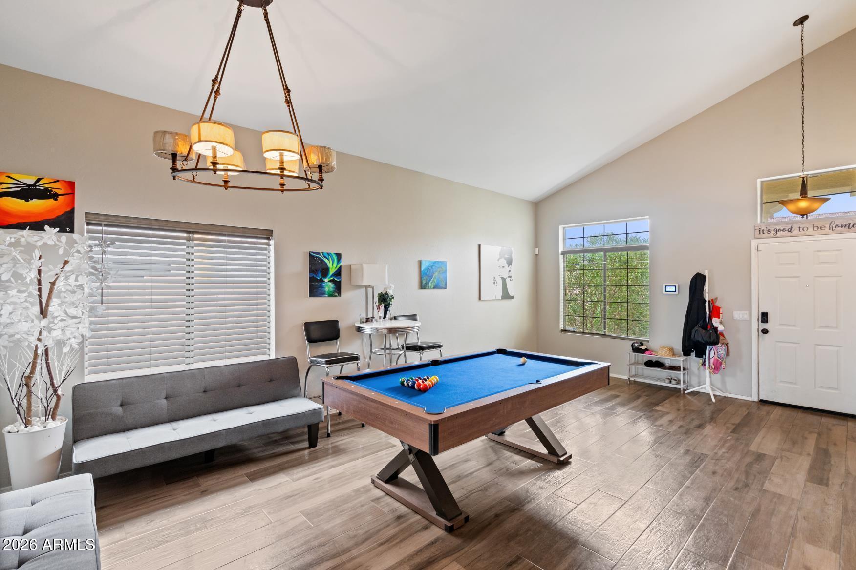 33212 N ROADRUNNER Lane