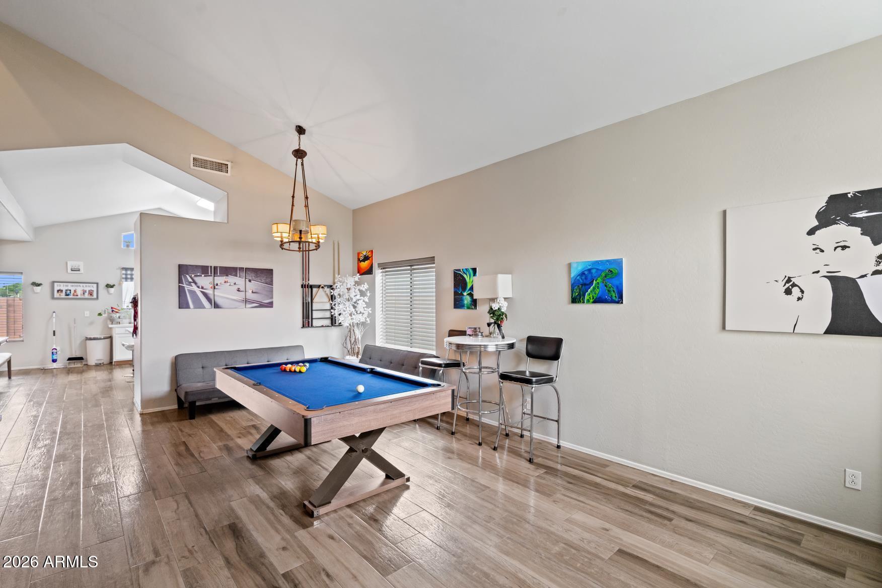 33212 N ROADRUNNER Lane